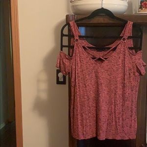 Short sleeve pullover top with drop shoulders